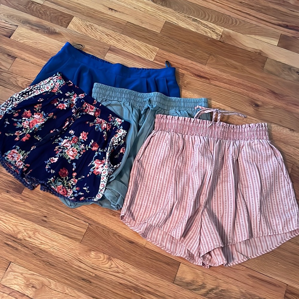 Women’s short BUNDLE